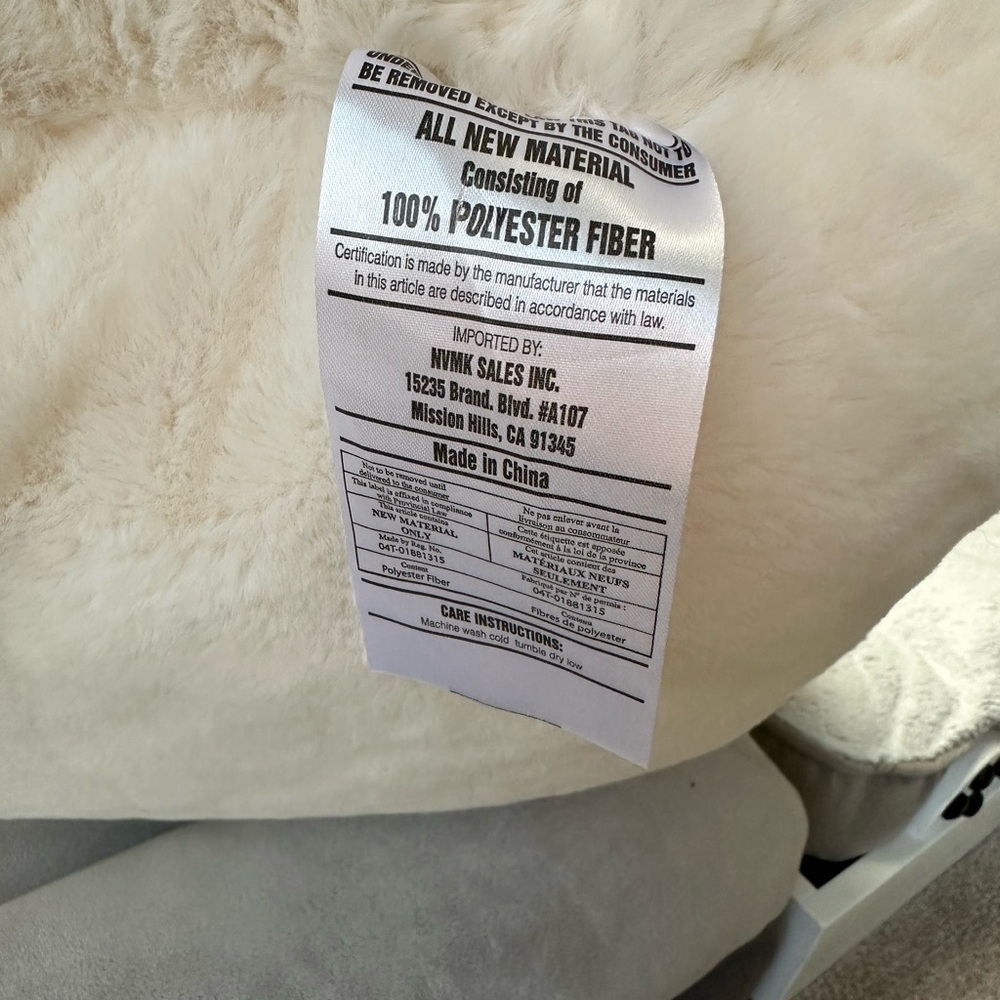 Nandog Cloud Collection Plush Car Seat Bed - Picture 4 of 4